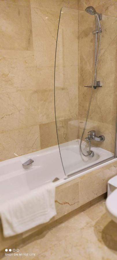 Bevs Ground Floor Roda Golf Apartment! San Javier Zimmer foto